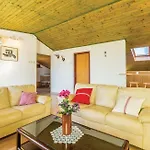 House Elan Apartment Kornic