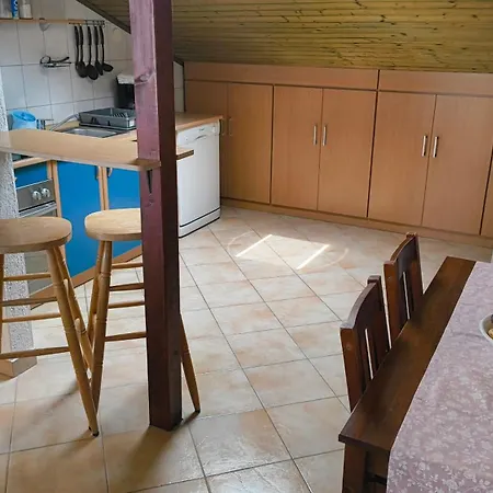 House Elan Kornić